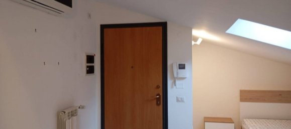 Квартира с 1 спальней в Рим, Италия № 194410 9