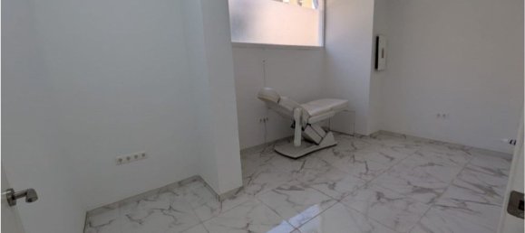 Imóvel comercial em Cordoba, Spain 79 m² N.º 153485 11