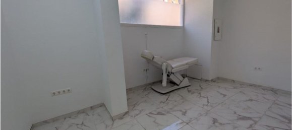 Imóvel comercial em Cordoba, Spain 79 m² N.º 153485 8