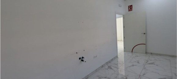 Imóvel comercial em Cordoba, Spain 79 m² N.º 153485 10