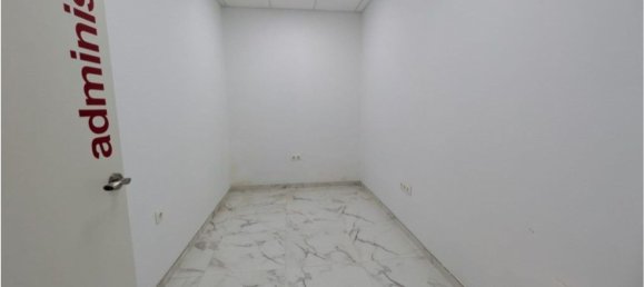 Imóvel comercial em Cordoba, Spain 79 m² N.º 153485 24
