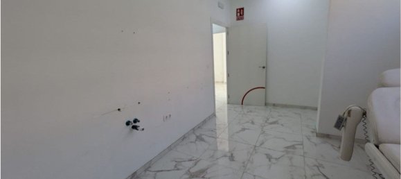 Imóvel comercial em Cordoba, Spain 79 m² N.º 153485 12