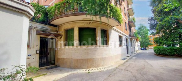 Büro in Bologna, Italy 537m², Nr. 319513 8