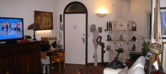 4 Schlafzimmer Wohnung in Travedona-Monate, Italy, Nr. 283497 9