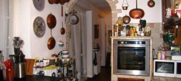 4 Schlafzimmer Wohnung in Travedona-Monate, Italy, Nr. 283497 10