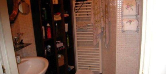 4 Schlafzimmer Wohnung in Travedona-Monate, Italy, Nr. 283497 35