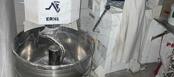 Propiedad comercial en Porto, Portugal 100 m² No. 67726 8