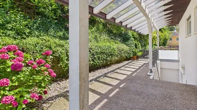 Дом с 8 комнатами в Фельдкирх, Австрия № 200421