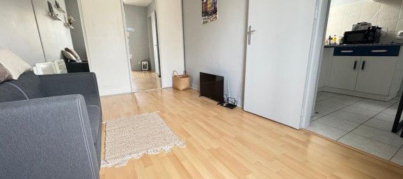 1 bedroom Apartment in Paris, France No. 167025 5