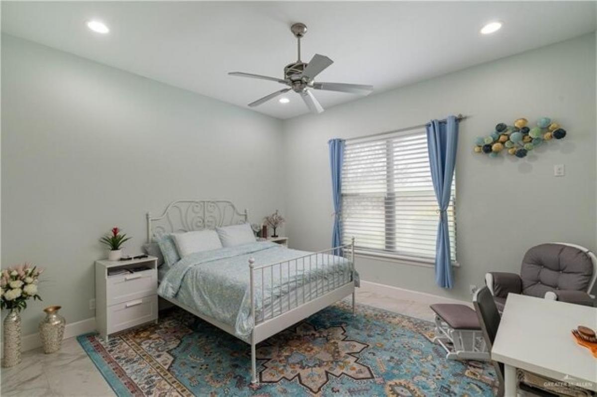 Дом с 4 спальнями в Эдинберг, США № 440628