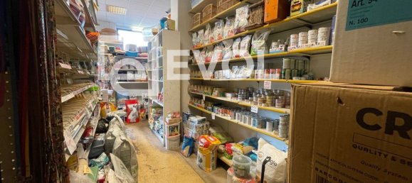 66m² Commercial property in Gorizia, Italy No. 208068 8