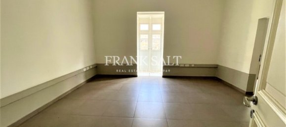 441m² Office in Floriana, Malta No. 12420 4