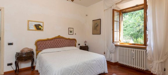 5 Schlafzimmer Villa in Siena, Italy, Nr. 226002 18