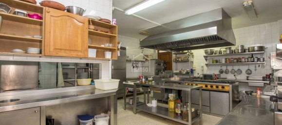 Коммерческая недвижимость с 6 спальнями в Эс-Меркадаль, Испания № 667 8