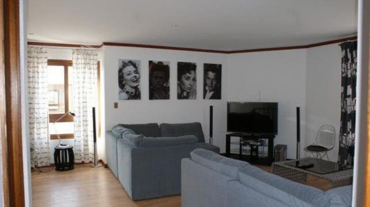 4 bedrooms House in Villa O'Higgins, Chile No. 4323