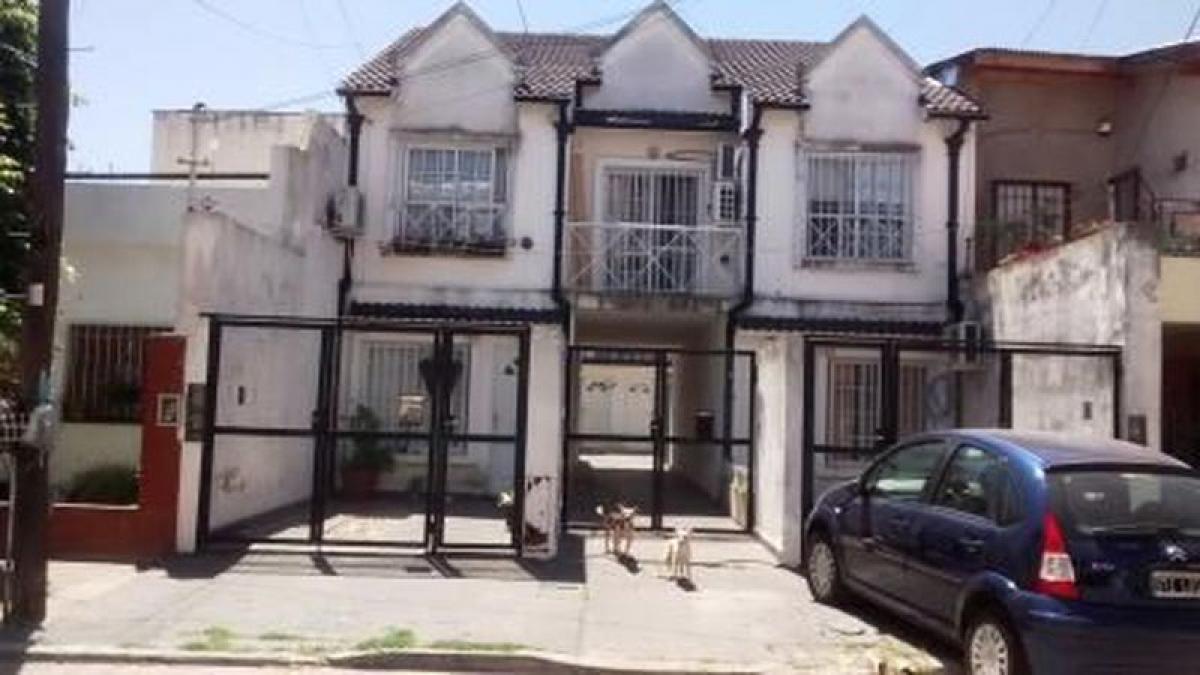 3 غرف نوم منزل في Moron, Argentina رقم 3212