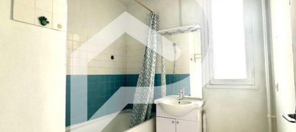 2 bedrooms Apartment in Orleans, France No. 219961 3