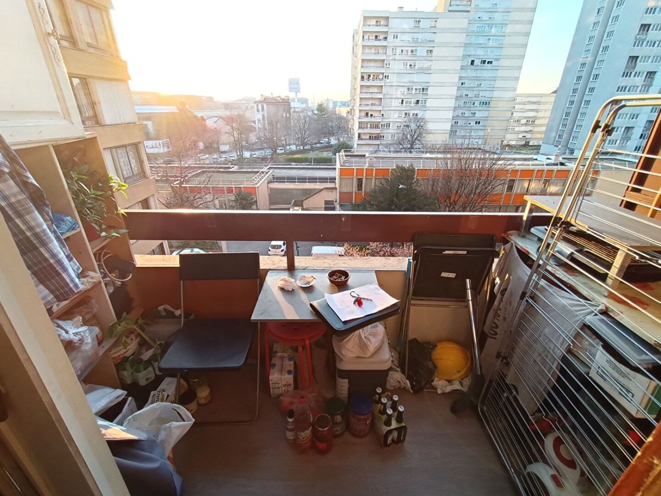 Studio in Aubervilliers, France No. 185084