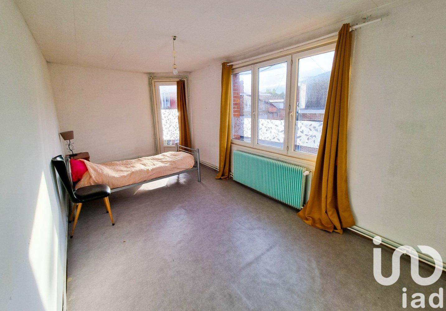 3 bedrooms Building in Bauvin, France No. 252948