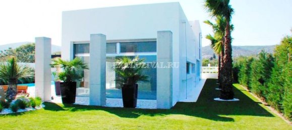 Villa 8+1 in Cesme, Turkey No. 28226 10