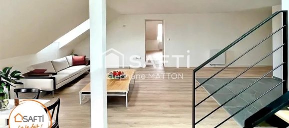 3 bedrooms Duplex in Valenciennes, France No. 221556 2