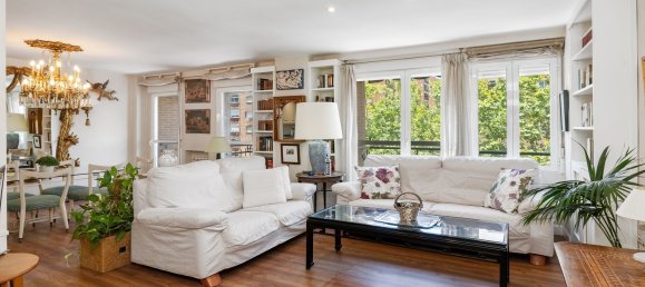 3 bedrooms Apartment in Granada, Spain No. 171320 2