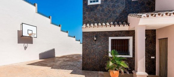 6 Schlafzimmer Villa in Estepona, Spain, Nr. 102641 25