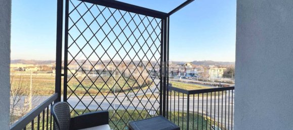 Квартира с 3 спальнями в Альба, Италия № 71869 2