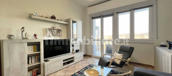 Квартира с 3 спальнями в Альба, Италия № 71869 10