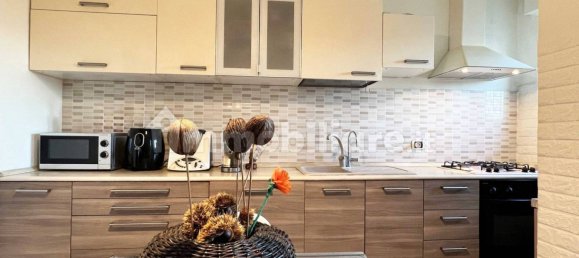 Квартира с 3 спальнями в Альба, Италия № 71869 8