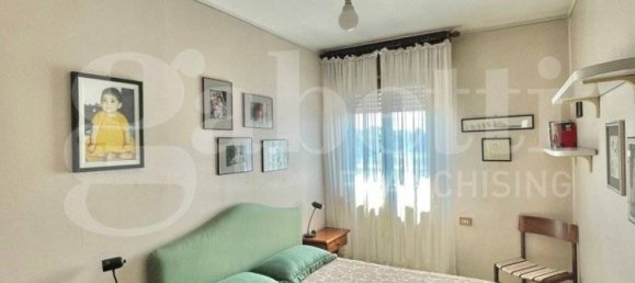 6 chambres Penthouse à Senago, Italy No. 56500 9