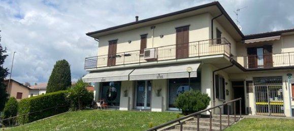 2 rooms Apartment in Passirano, Italy No. 257427 2