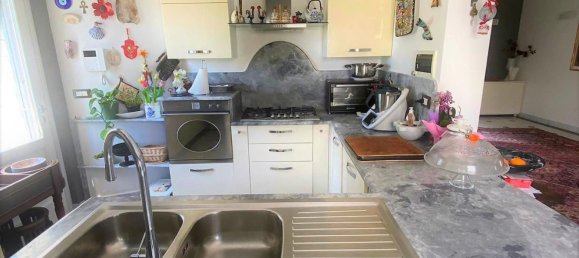 6 غرف نوم فيلا في Carrara, Italy رقم 352591 23