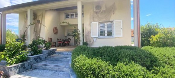 6 غرف نوم فيلا في Carrara, Italy رقم 352591 7