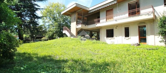 Villa de 5 habitaciónes en Mariano Comense, Italy No. 286290 4
