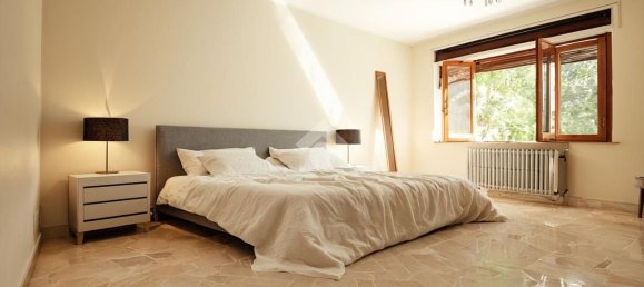 Villa de 5 habitaciónes en Mariano Comense, Italy No. 286290 15