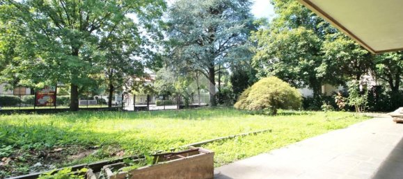 Villa de 5 habitaciónes en Mariano Comense, Italy No. 286290 6