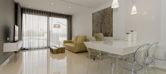 4 bedrooms Villa in Playa Honda, Spain No. 6596 5