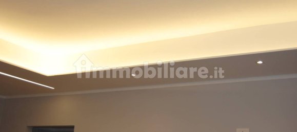 1 bedroom Apartment in Milan, Italy No. 323018 4