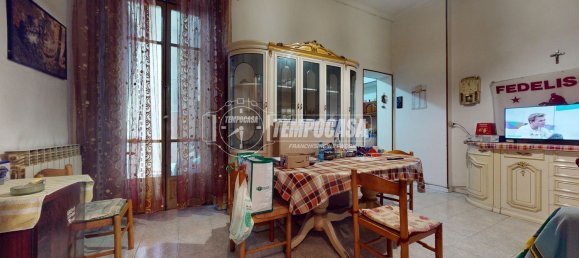 5 rooms Apartment in Turin, Italy No. 196662 3