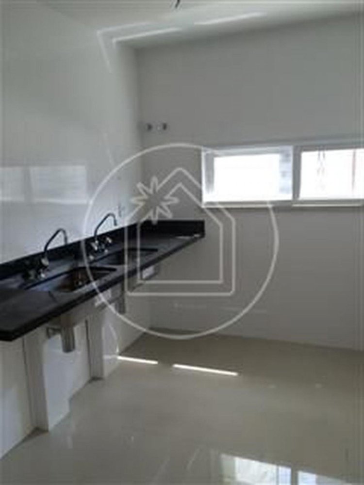4 bedrooms Apartment in Salvador, Brazil No. 544894