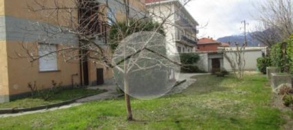 4 غرف نوم فيلا في Sant'Ambrogio di Torino, Italy رقم 53268 26