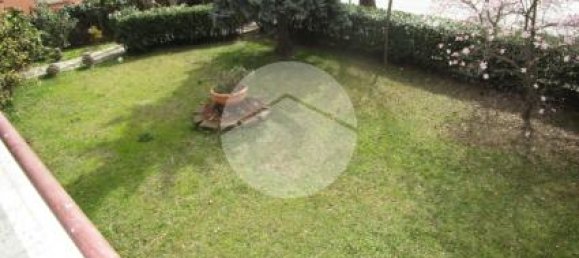 4 غرف نوم فيلا في Sant'Ambrogio di Torino, Italy رقم 53268 2