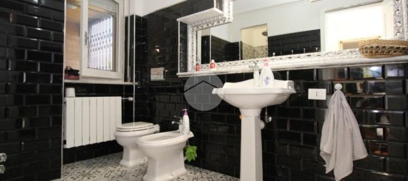 4 غرف نوم فيلا في Sant'Ambrogio di Torino, Italy رقم 53268 14