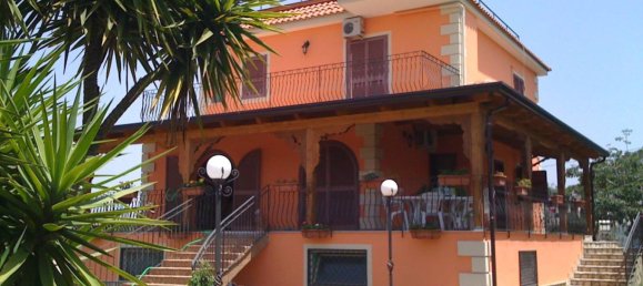 Вилла с 5 спальнями в Джульяно ин Кампанья, Италия № 213913 2