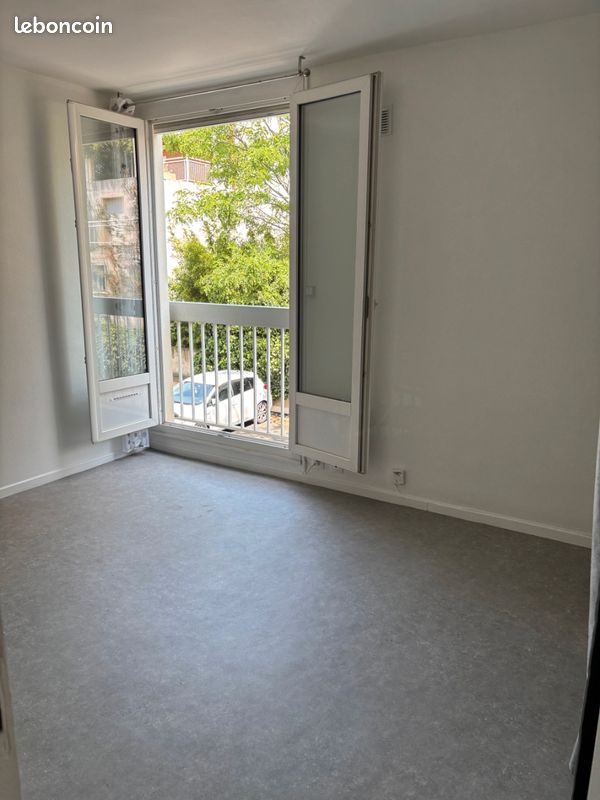 Studio in Montpellier, France No. 290753