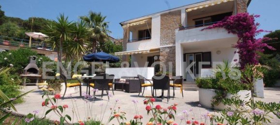 Вилла с 7 спальнями в Каполивери, Италия № 131305 4