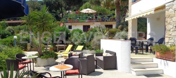 Вилла с 7 спальнями в Каполивери, Италия № 131305 3