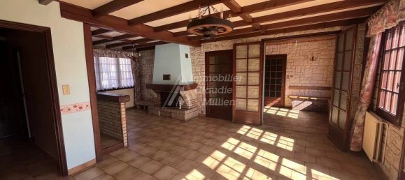 Casa de 3 dormitorios en Calais, France No. 241628 2