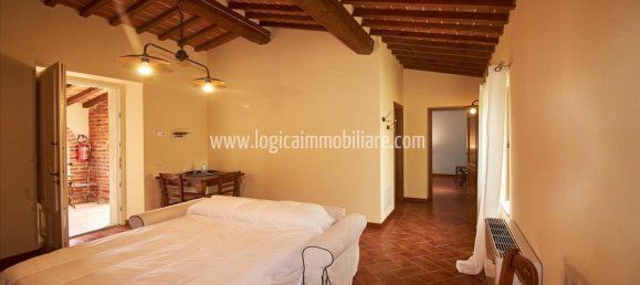 16 chambres Maison à Foiano della Chiana, Italy No. 179213 24